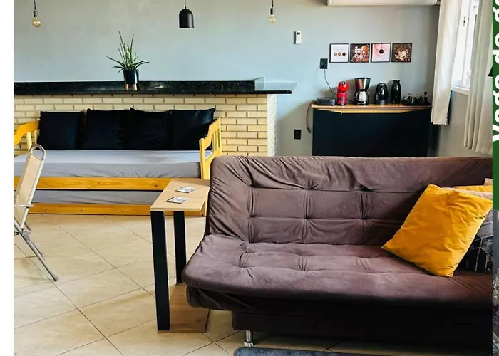 Stúdio próximo a BR 101, garagem, petfriendly